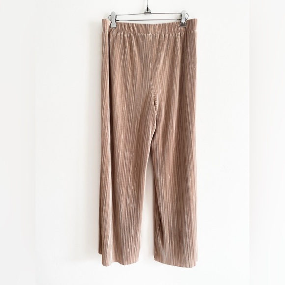 Anne Klein Gold Pleated Wide Leg Pants with Elastic Waist, Size Small - Picture 3 of 9